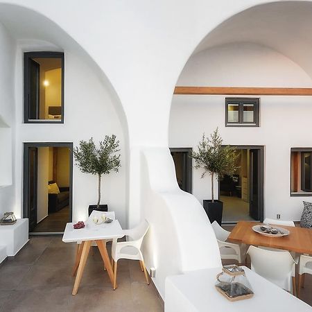Callia Caves - Adults Only Fira  Exterior photo